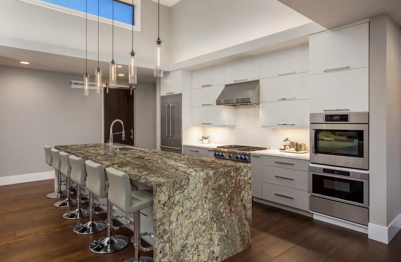 Typhoon Bordeaux: kitchen island